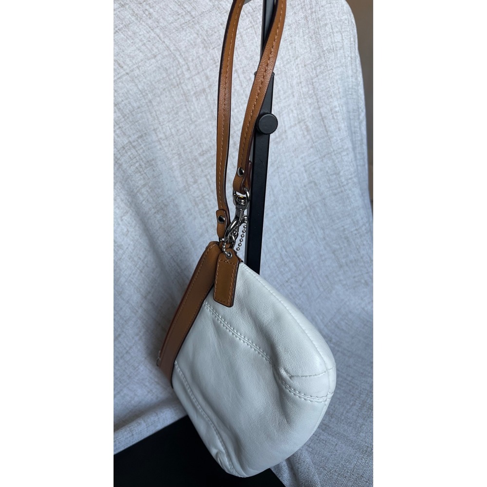 Coach Soho British Tan wristlet - Picture 2 of 3